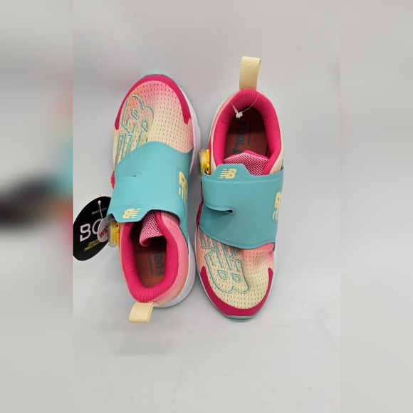 New Balance Girl's Fuel Core Revel V3 BOA / SIZE 2.5 WIDE - Picture 2 of 11